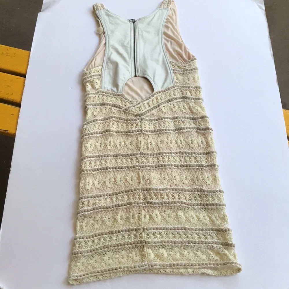 SOLD FP New Romantics XS Valkyrie Lace Crochet Bodycon Dress Free People - Picture 8 of 13